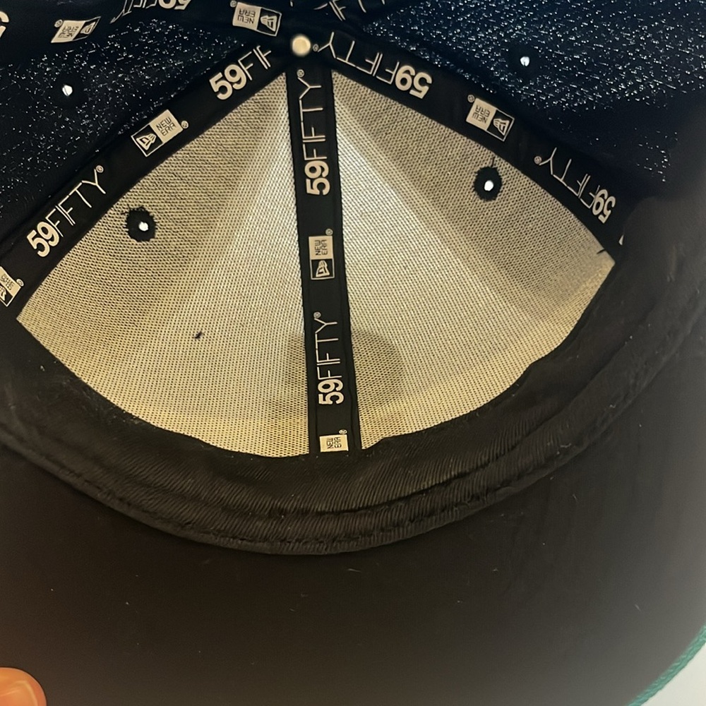 Seattle Mariners hat - Picture 3 of 4